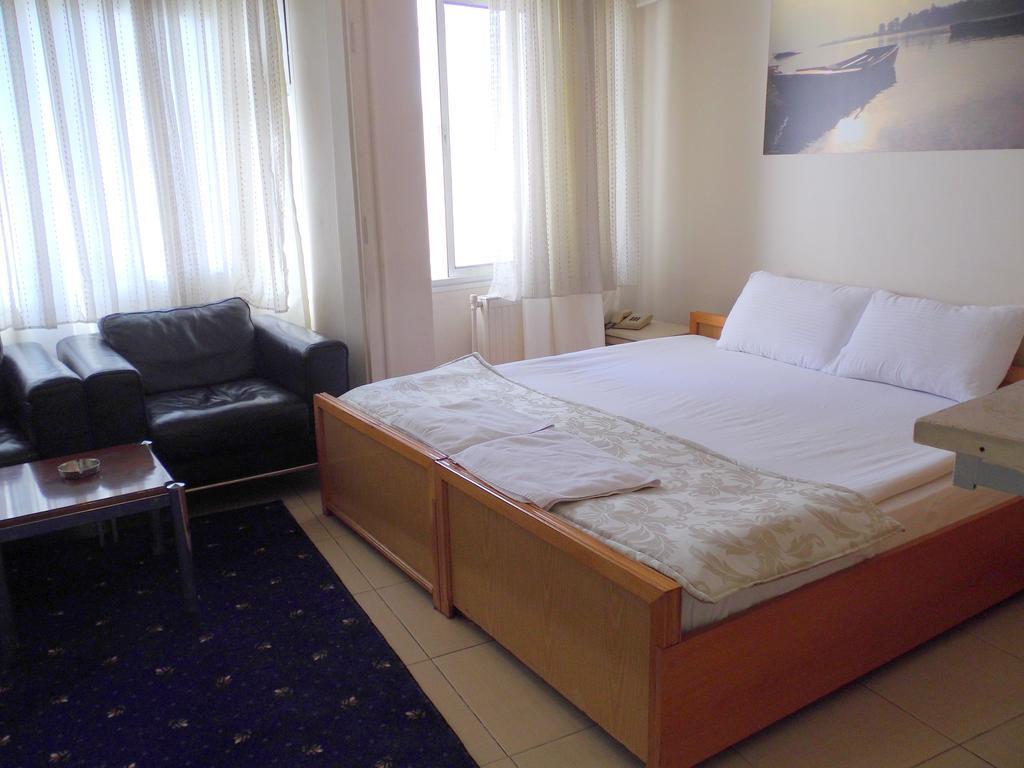 Caylan Hotel İzmir Rom bilde