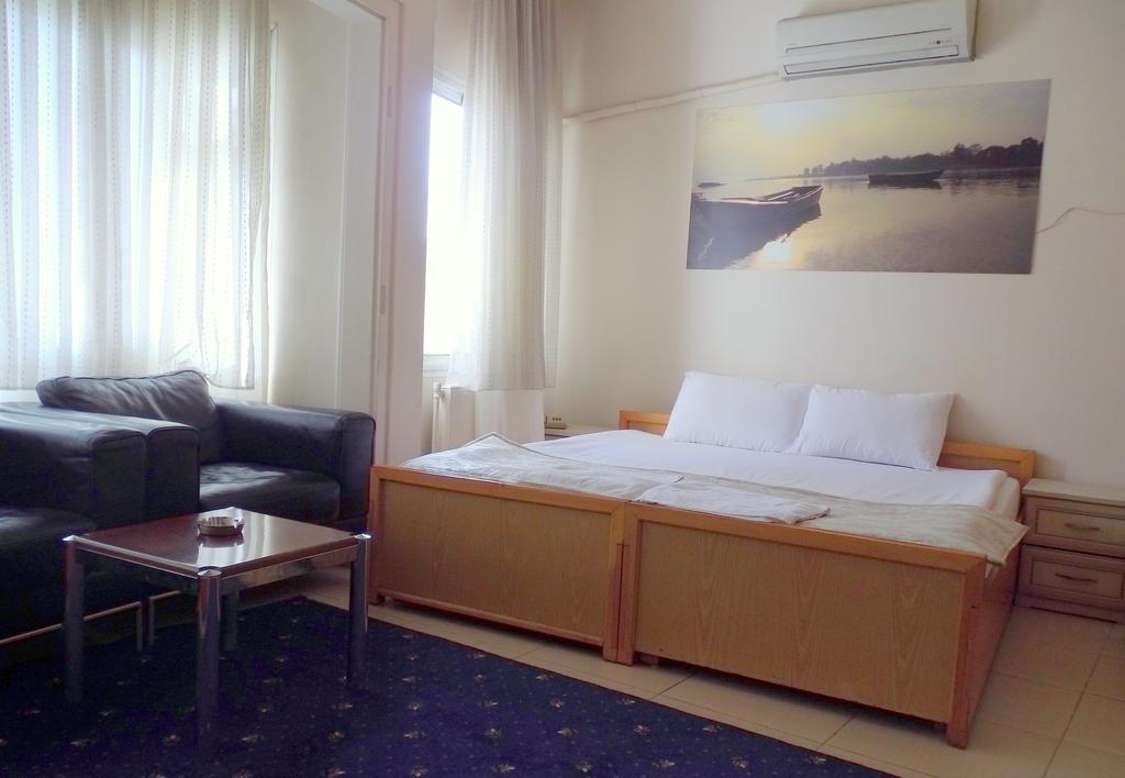 Caylan Hotel İzmir Rom bilde